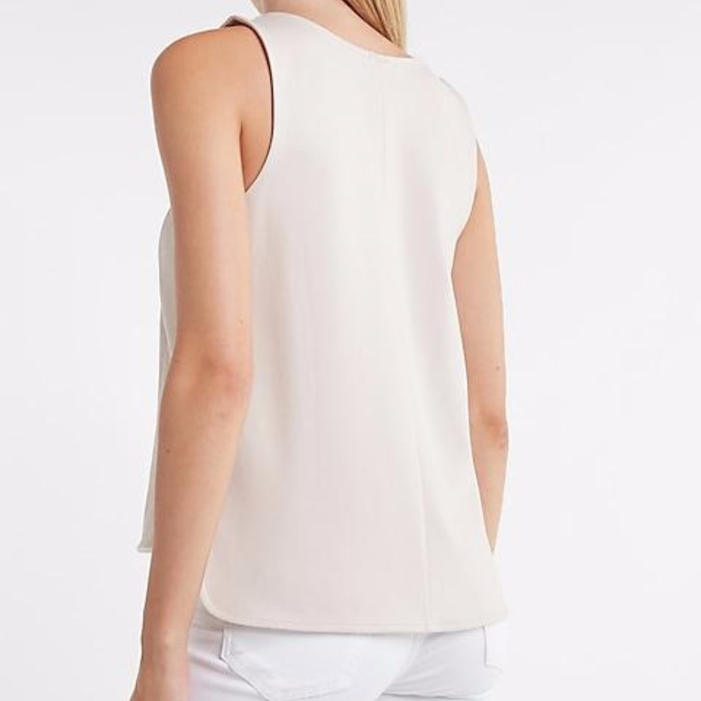 NEW Express Faux Leather Crew Neck Tank Cream Womens XL - Picture 2 of 6